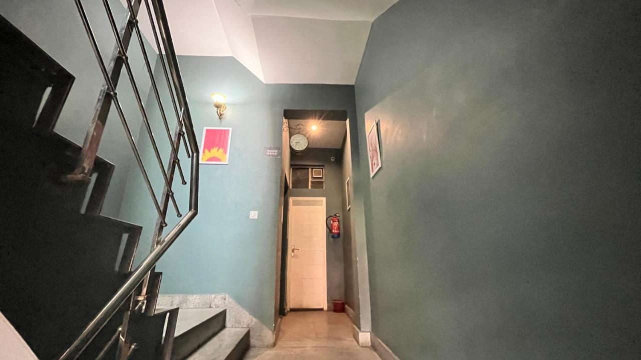 Qotel Hotel Church House Rohini Sector 15 Delhi  Buitenkant foto