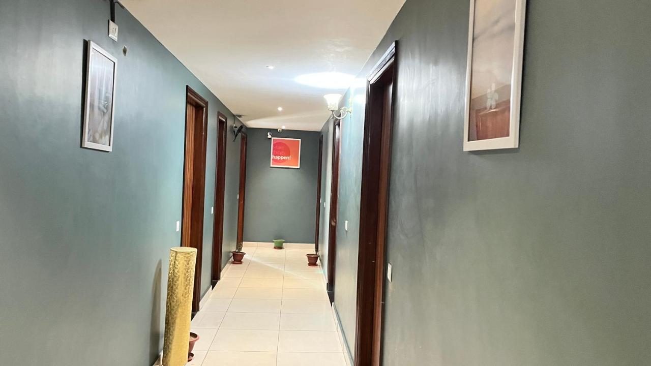 Qotel Hotel Church House Rohini Sector 15 Delhi  Buitenkant foto